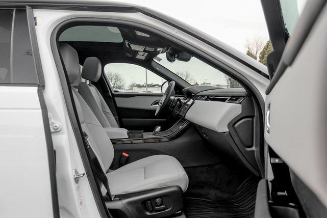 Photo of 2026 Fuji White Land Rover Range Rover Velar
