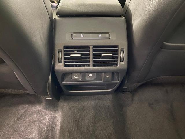 Photo of 2024 Firenze Red Land Rover Discovery Sport