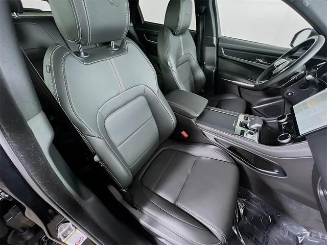 Photo of 2025 Santorini Black Jaguar F-PACE