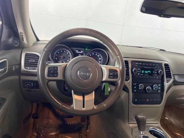 Photo of 2012 Maximum Steel Metallic Jeep Grand Cherokee