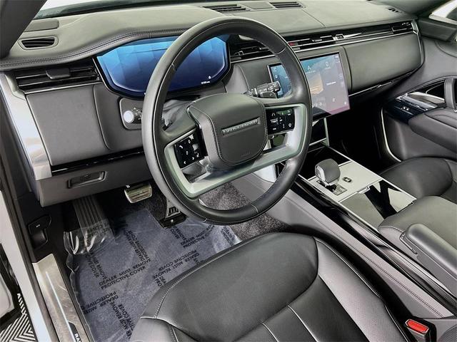 Photo of 2024 Fuji White Land Rover Range Rover