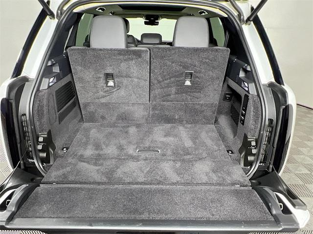 Photo of 2024 Fuji White Land Rover Range Rover