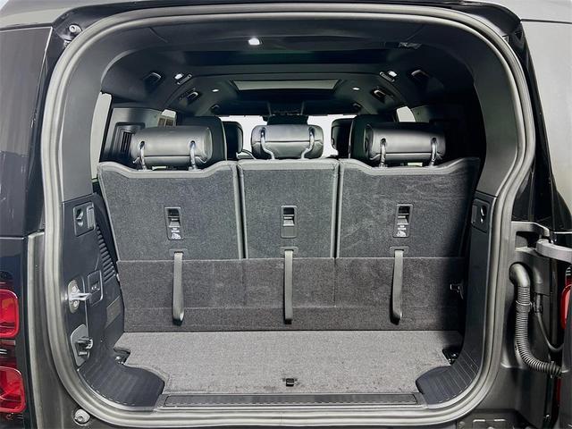 Photo of 2024 Eiger Grey Land Rover Defender