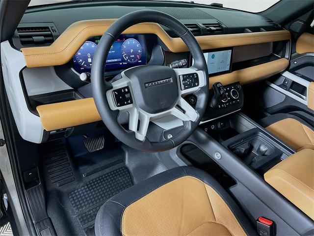 Photo of 2024 Silicon Silver Land Rover Defender
