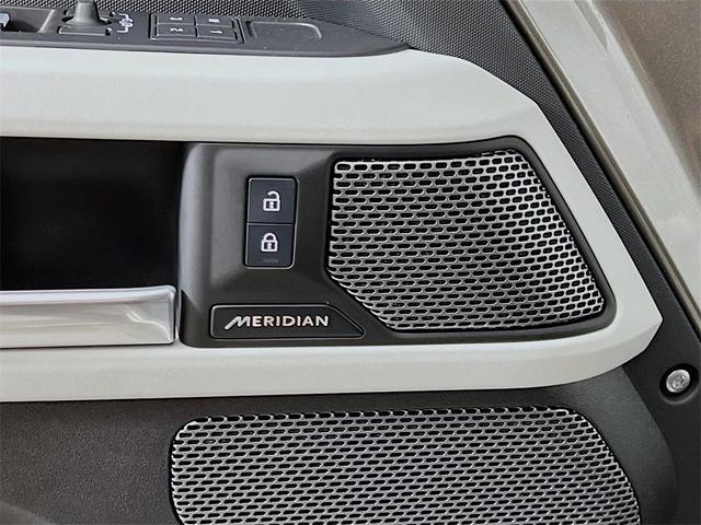 Photo of 2024 Silicon Silver Land Rover Defender