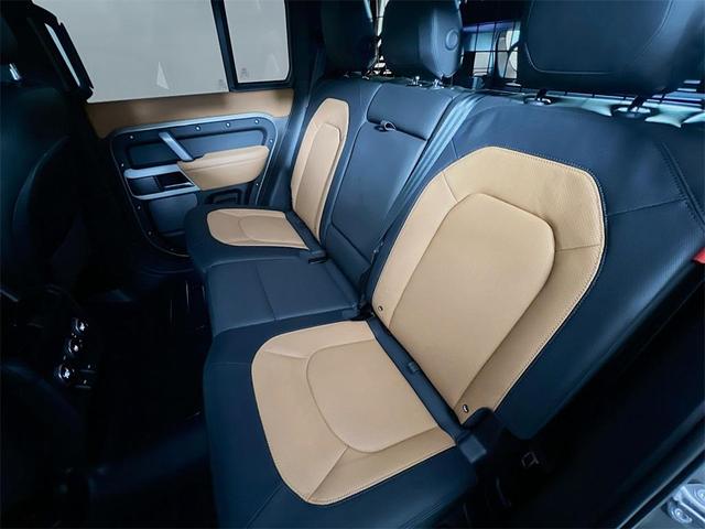 Photo of 2024 Silicon Silver Land Rover Defender