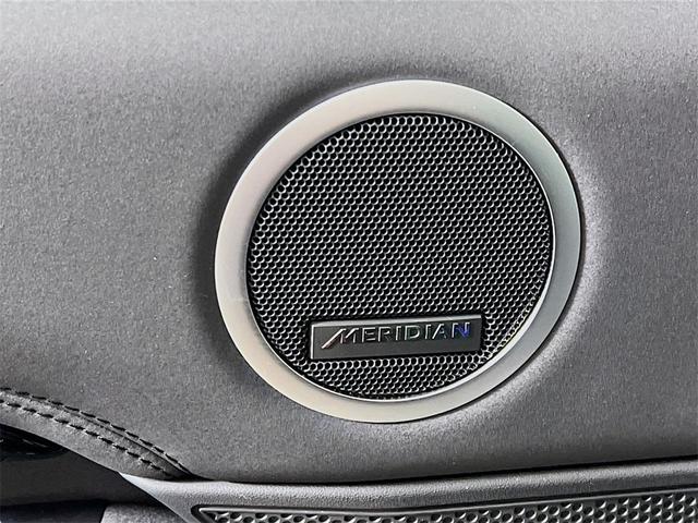 Photo of 2024 Santorini Black Land Rover Discovery