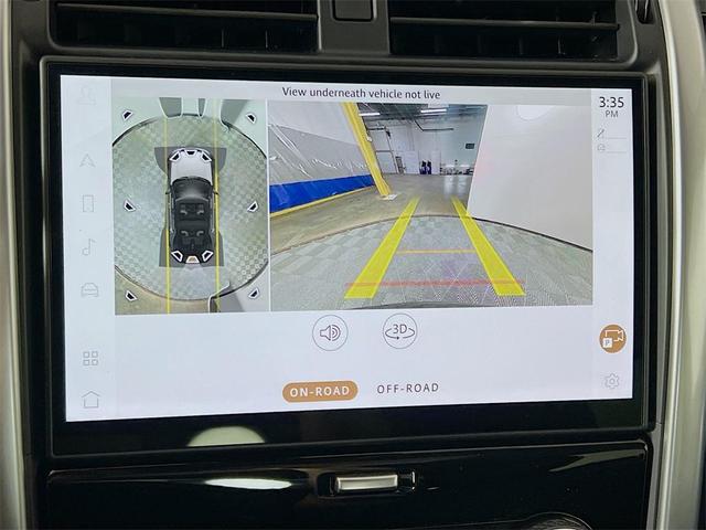 Photo of 2024 Santorini Black Land Rover Discovery