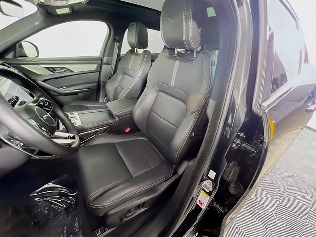 Photo of 2025 Santorini Black Jaguar F-PACE