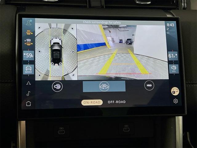 Photo of 2025 Santorini Black Land Rover Discovery Sport