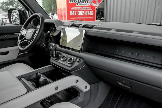 Photo of 2025 Santorini Black Land Rover Defender