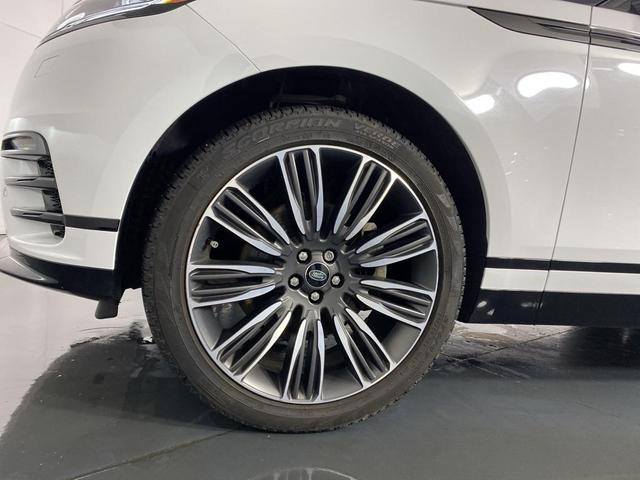Photo of 2022 Fuji White Land Rover Range Rover Velar