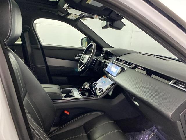 Photo of 2022 Fuji White Land Rover Range Rover Velar