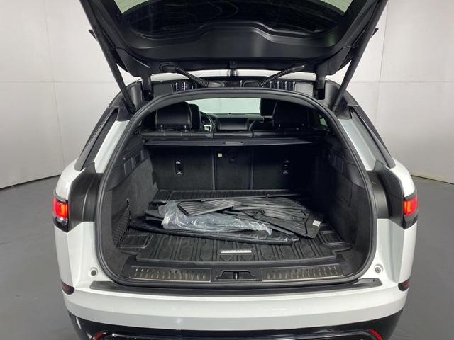 Photo of 2022 Fuji White Land Rover Range Rover Velar