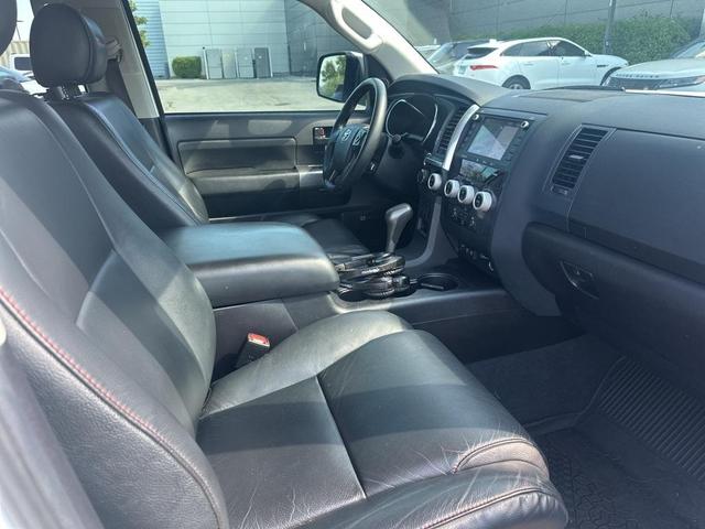 Photo of 2021 White Toyota Sequoia