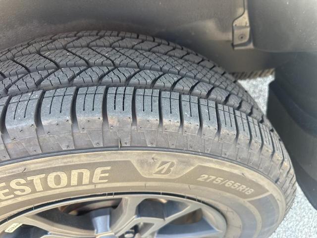 Photo of 2021 White Toyota Sequoia