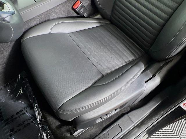 Photo of 2024 Santorini Black Land Rover Discovery Sport