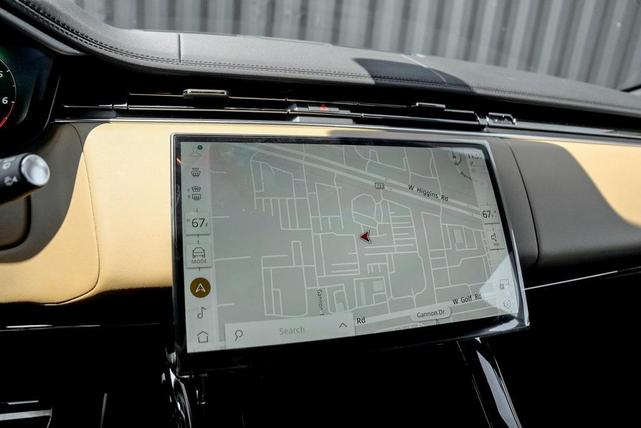 Photo of 2025 Ostuni Pearl White Land Rover Range Rover Sport