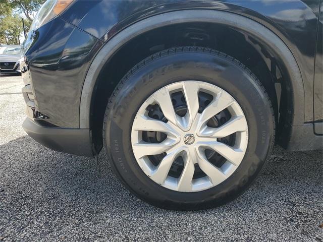 Photo of 2018 Magnetic Black Nissan Rogue