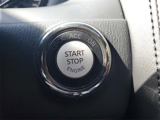 Photo of 2022 Aspen White Nissan Armada