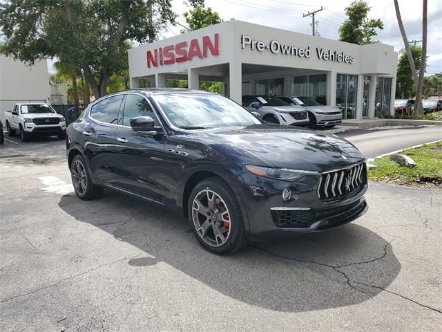 Photo of 2022 Nero Ribelle Metallic Maserati Levante