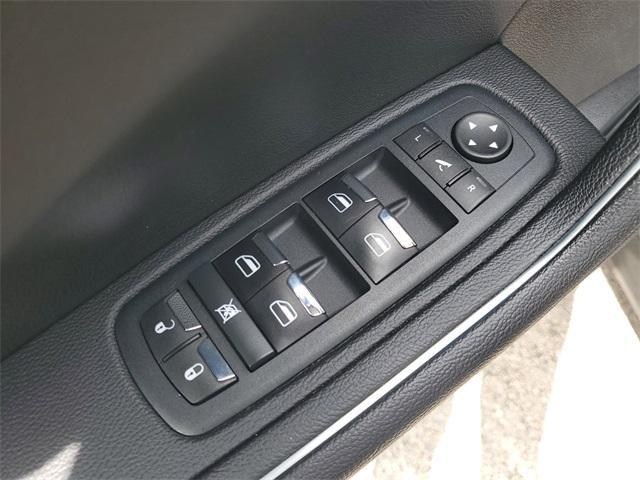 Photo of 2022 Nero Ribelle Metallic Maserati Levante