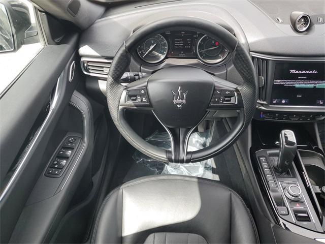 Photo of 2022 Nero Ribelle Metallic Maserati Levante