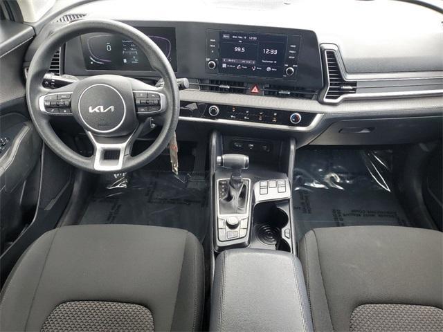Photo of 2023 Steel Gray Kia Sportage