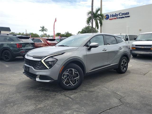 Photo of 2023 Steel Gray Kia Sportage