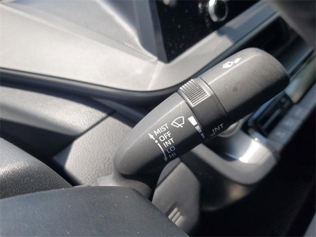 Photo of 2024 Midnight Black Metallic Toyota Prius