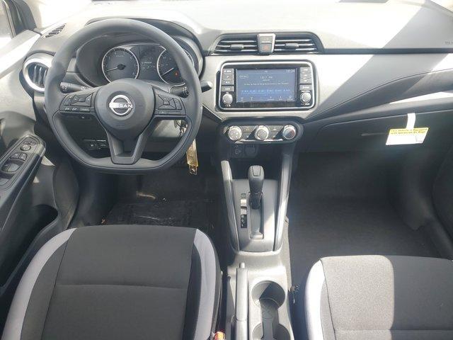 Photo of 2025 Gun Metallic Nissan Versa