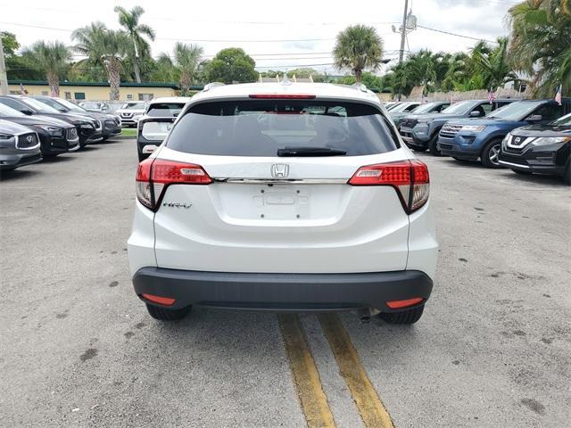 Photo of 2019 Platinum White Pearl Honda HR-V