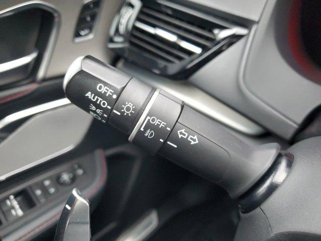 Photo of 2019 White Diamond Pearl Acura RDX