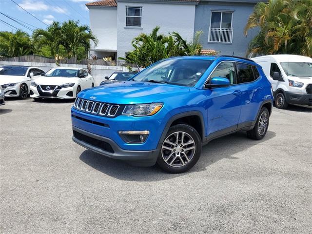 Photo of 2017 Laser Blue Jeep Compass