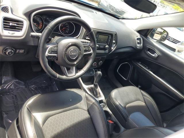 Photo of 2017 Laser Blue Jeep Compass