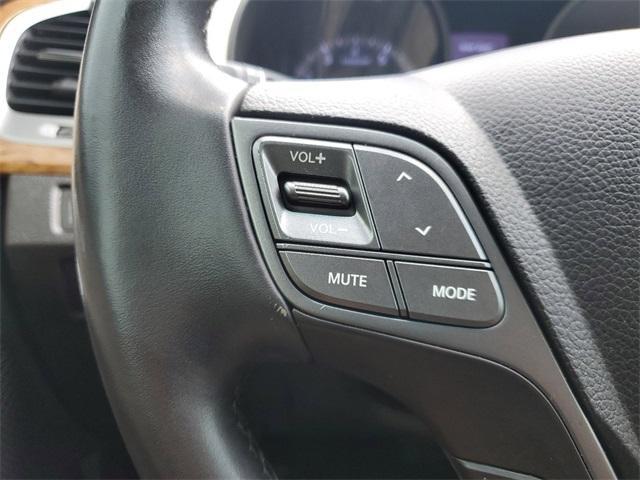 Photo of 2014 Frost White Pearl Hyundai Santa Fe Sport