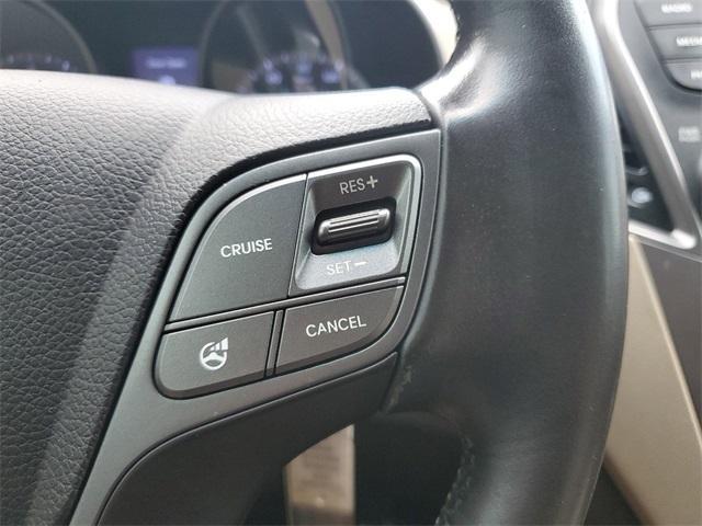 Photo of 2014 Frost White Pearl Hyundai Santa Fe Sport