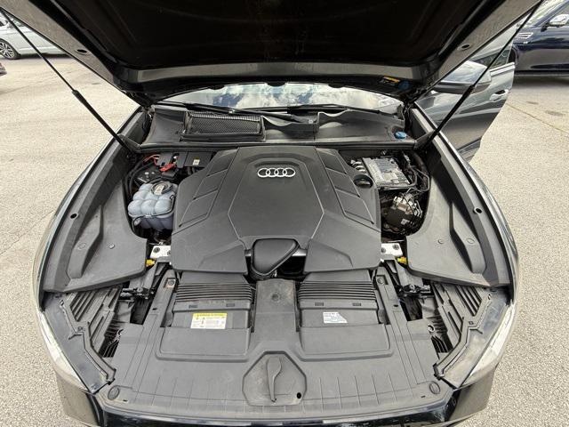Photo of 2021 Samurai Gray Metallic Audi Q8