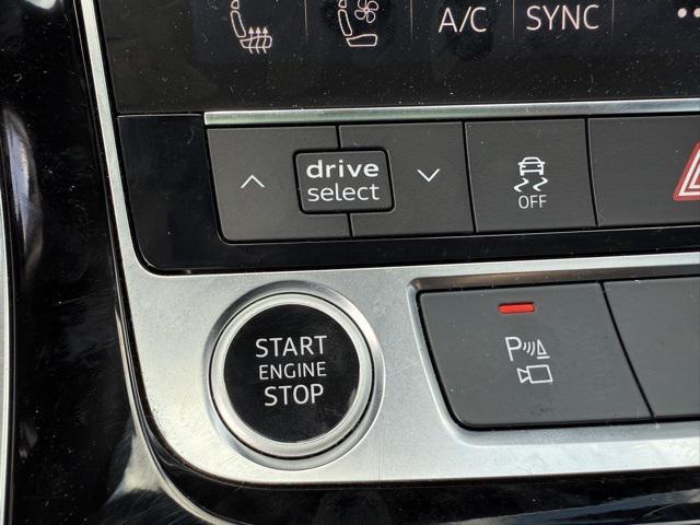 Photo of 2021 Samurai Gray Metallic Audi Q8