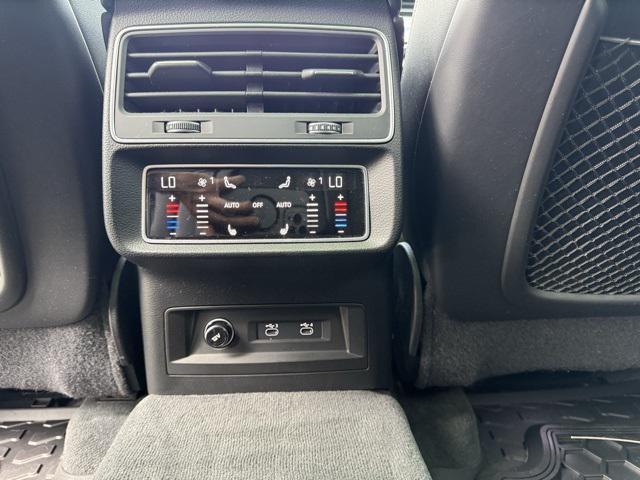 Photo of 2021 Samurai Gray Metallic Audi Q8