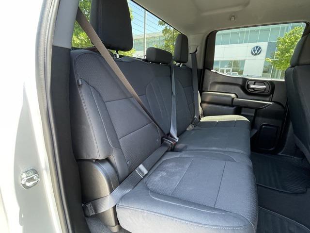 Photo of 2020 Silver Ice Metallic Chevrolet Silverado 1500