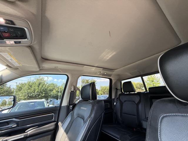 Photo of 2022 Diamond Black Crystal Pearlcoat RAM 1500