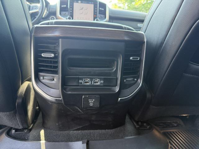 Photo of 2022 Diamond Black Crystal Pearlcoat RAM 1500
