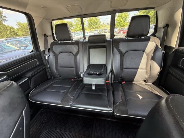 Photo of 2022 Diamond Black Crystal Pearlcoat RAM 1500