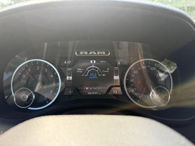 Photo of 2022 Diamond Black Crystal Pearlcoat RAM 1500