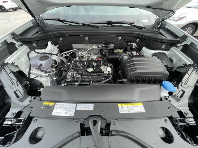 Photo of 2025 White Volkswagen Atlas
