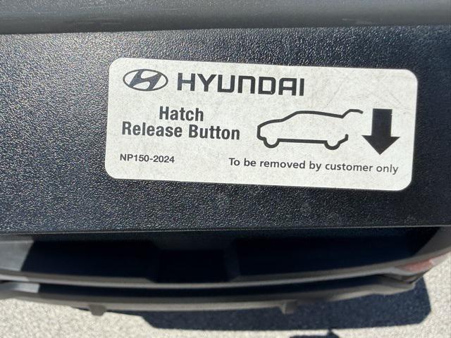 Photo of 2024 Gray Hyundai TUCSON