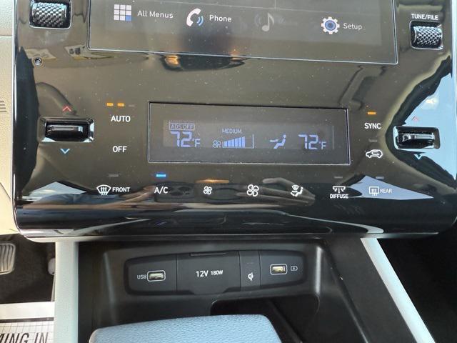 Photo of 2024 Gray Hyundai TUCSON