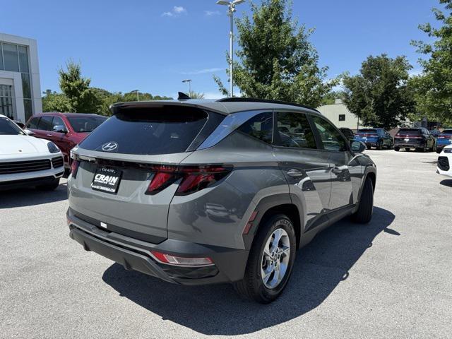 Photo of 2024 Gray Hyundai TUCSON