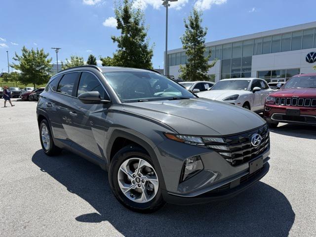 Photo of 2024 Gray Hyundai TUCSON